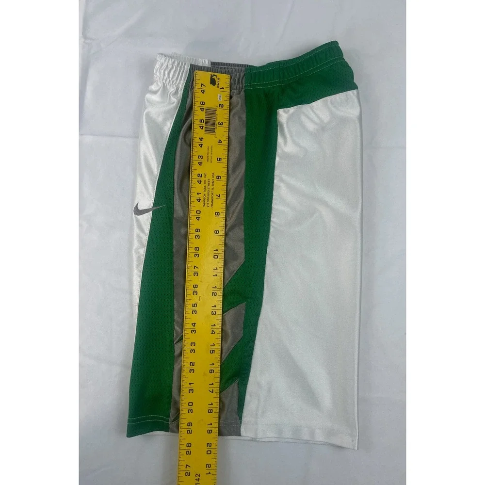 Nike Boys Large 14-16 Basketball Shorts White Green Grey Mesh Athletic VINTAGE